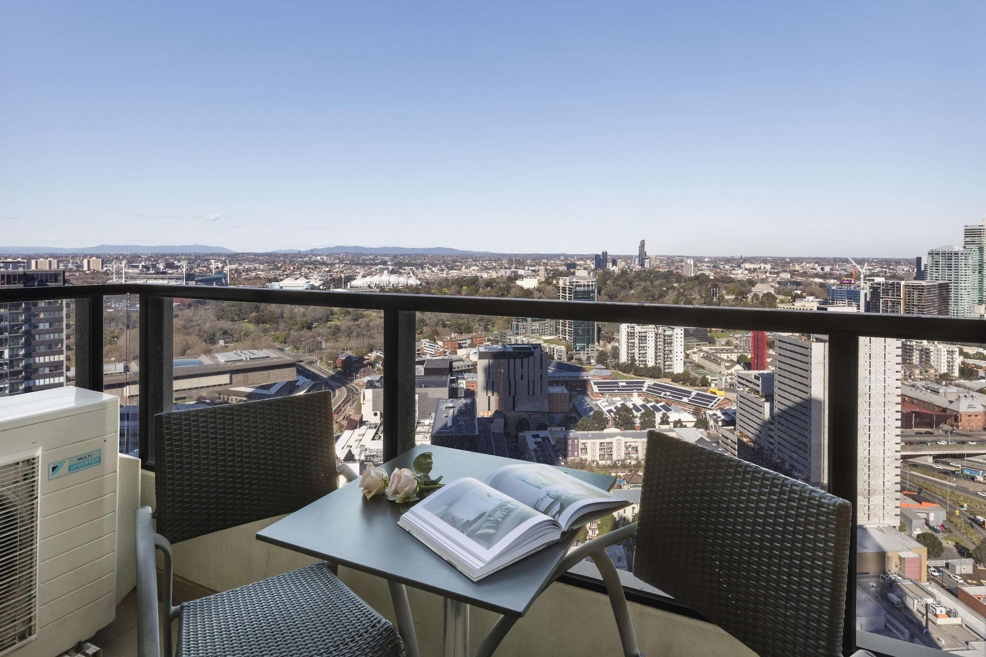 Wrap On Southbank Aparthotel Melbourne Exteriör bild